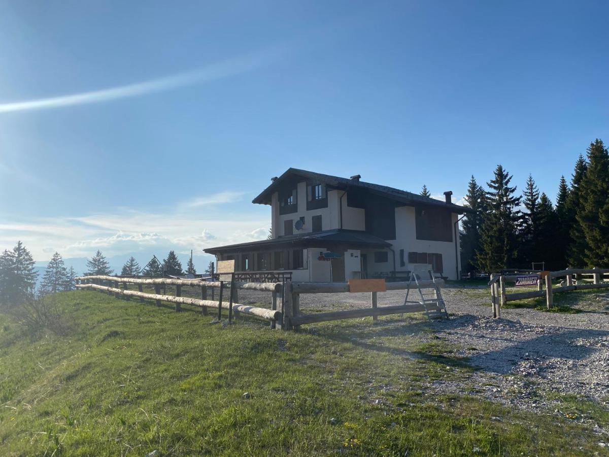 Rifugio Garibaldi Ледро Екстер'єр фото